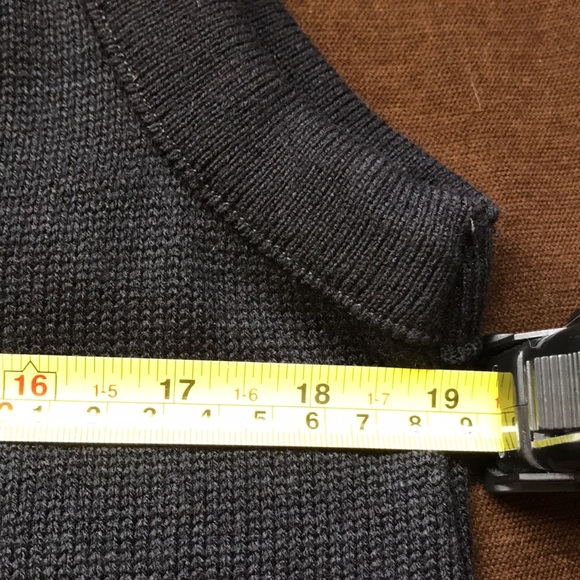 Cobmex Black Youth V Neck VestSweater  Size Youth  X Large - Picture 6 of 10